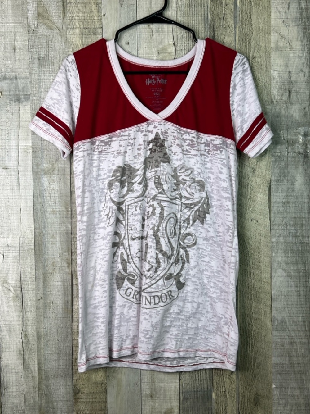 Harry Potter Universal Studios 2XL Red & White Burnout V-Neck Short Sleeve Shirt